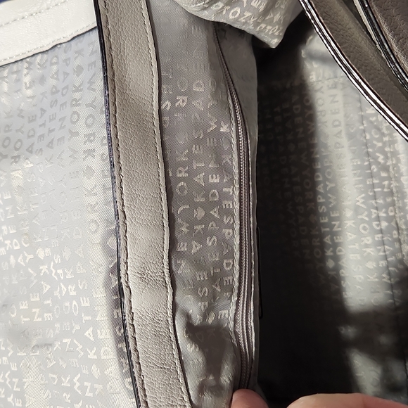Kate Spade Gray & White Handbag - Picture 7 of 9